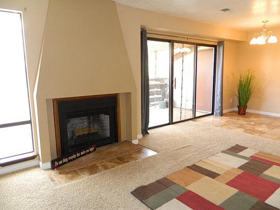 3rd image of 5931 McKinney Dr NE