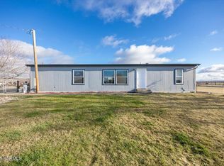 183 N Puterbaugh Rd, Grandview, WA 98930