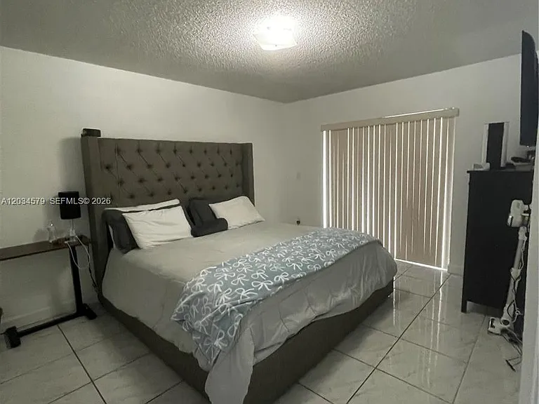 18230 Mediterranean Blvd #1302 — Photo 4