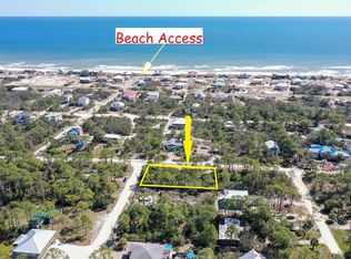 725 W Bay Shore Dr, Eastpoint, FL 32328