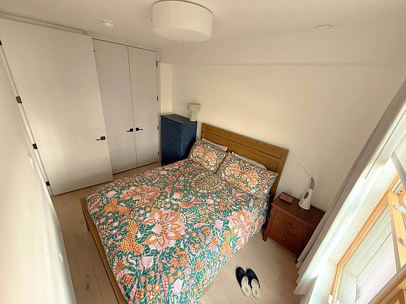 5th image of 1019 President St #1B