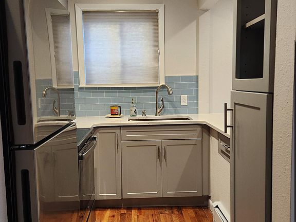 2nd image of 619 Cascade Ave #619
