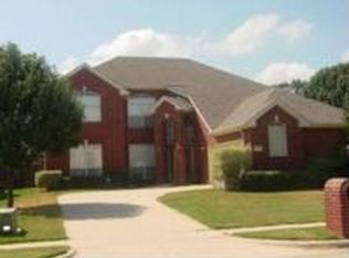 305 Owen Oaks Dr, Lake Dallas, TX 75065