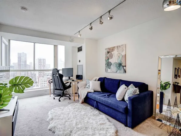 1055 Bay St, Toronto, ON