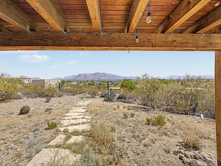 4650 N Paseo De Los Cerritos — Photo 35