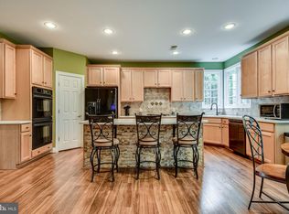 43766 Carrleigh Ct, Ashburn, VA 20147