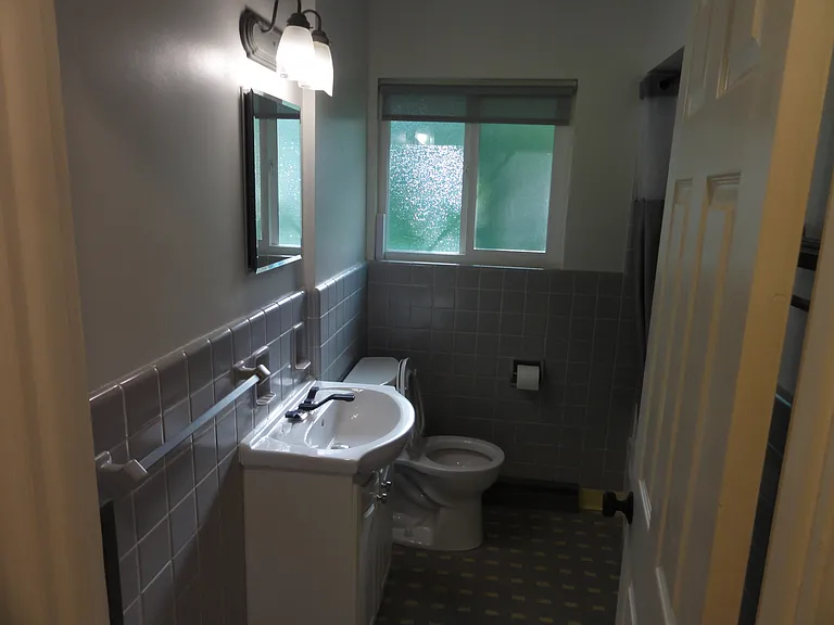 706 Madison Pl #706 — Photo 8