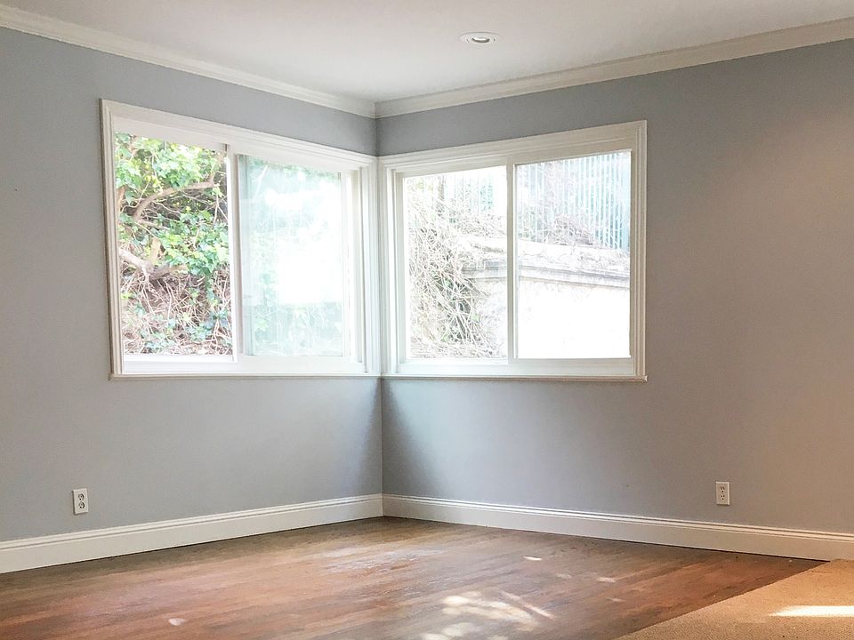 1st image of 2077 Jackson St