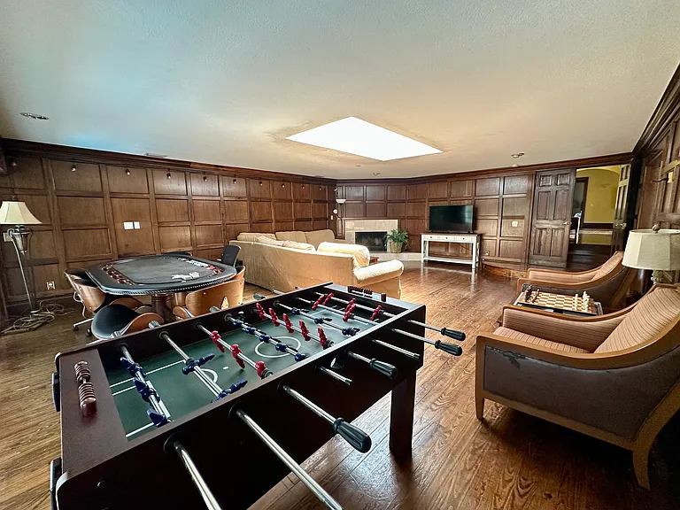 7710 N Ola Ave — Photo 42