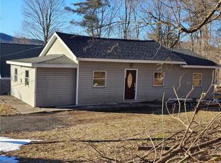 34 Chapel St, Ellenville, NY 12428