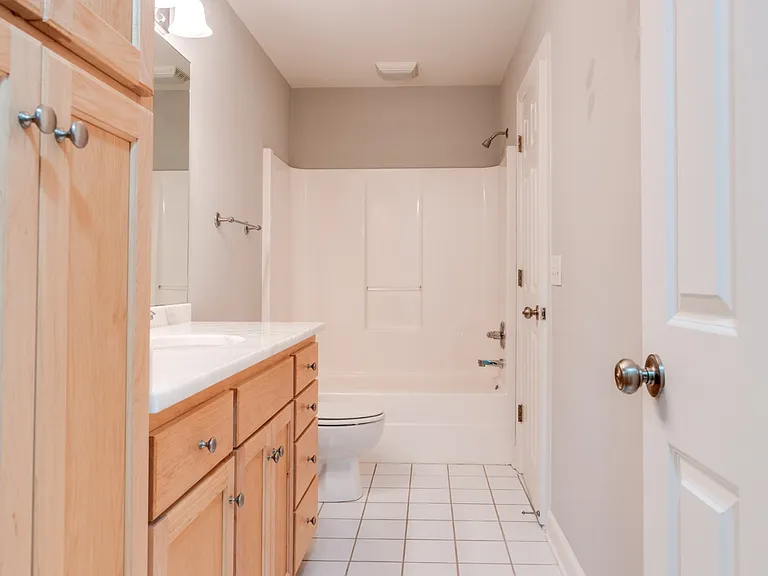 518 Acklen Park Dr — Photo 13