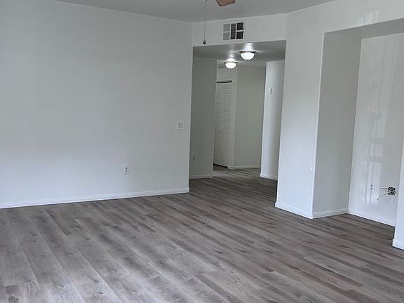 5th image of 3815 Ormond Beach St Unit 102