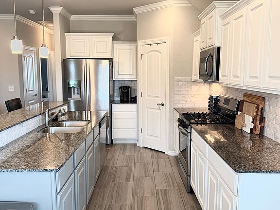5th image of 4441 W Blissful Dr