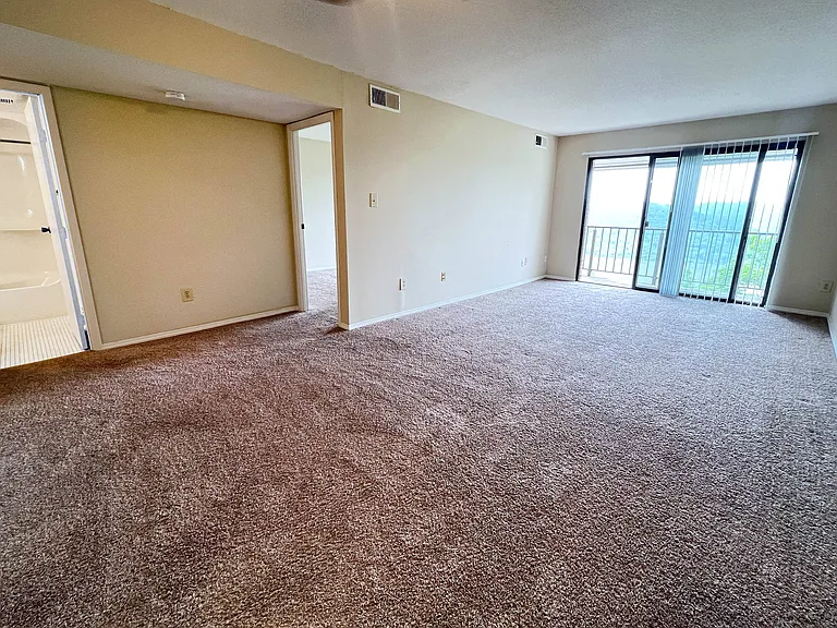 Indian Lookout Apartments — Photo 66