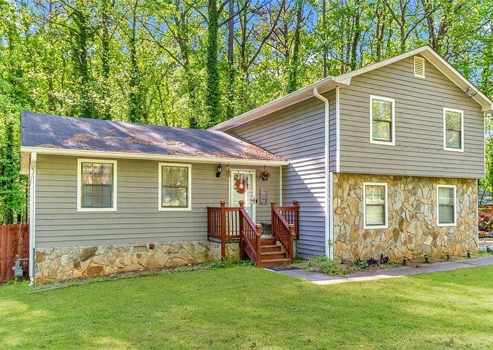 1st image of 484 Aberdeen Dr