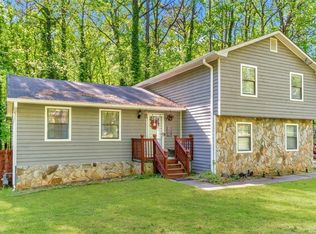 484 Aberdeen Dr, Stone Mountain, GA 30083