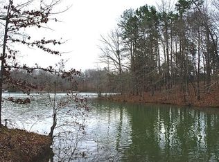 520 Sun Pointe Ct, West Union, SC 29696