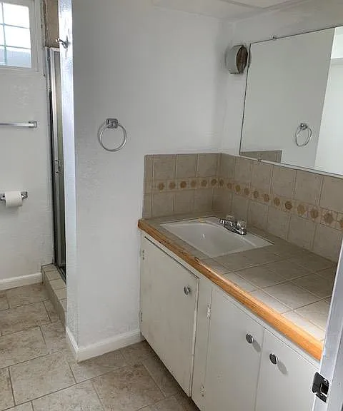 600 Juniper Ln — Photo 6
