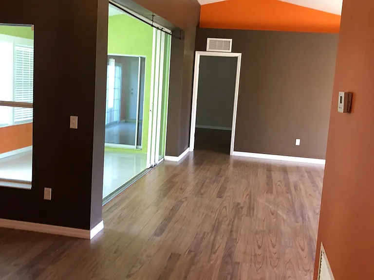 3129 Oceanside St — Photo 10