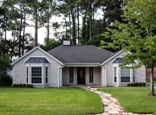 8456 Winningham Ln, Houston, TX 77055