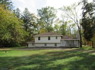 192 Bryans Rd, Washington Twp., NJ 08827