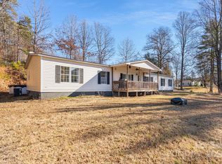 31 Grassy Hills Dr, Marion, NC 28752