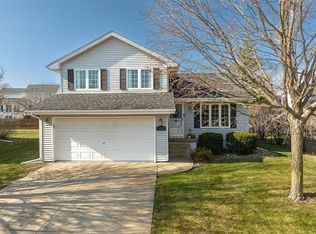 7427 Pin Tail Dr NE, Cedar Rapids, IA 52402