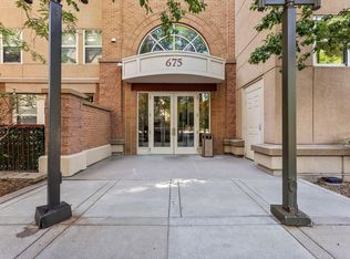 675 N 1st St UNIT 402, Minneapolis, MN 55401