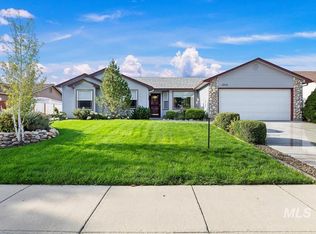 1715 W Camelot Dr, Nampa, ID 83651