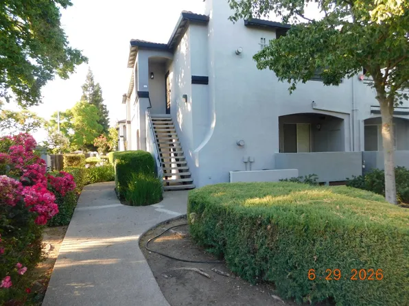 5201 Laguna Oaks Dr Unit 15, Elk Grove, CA 95758