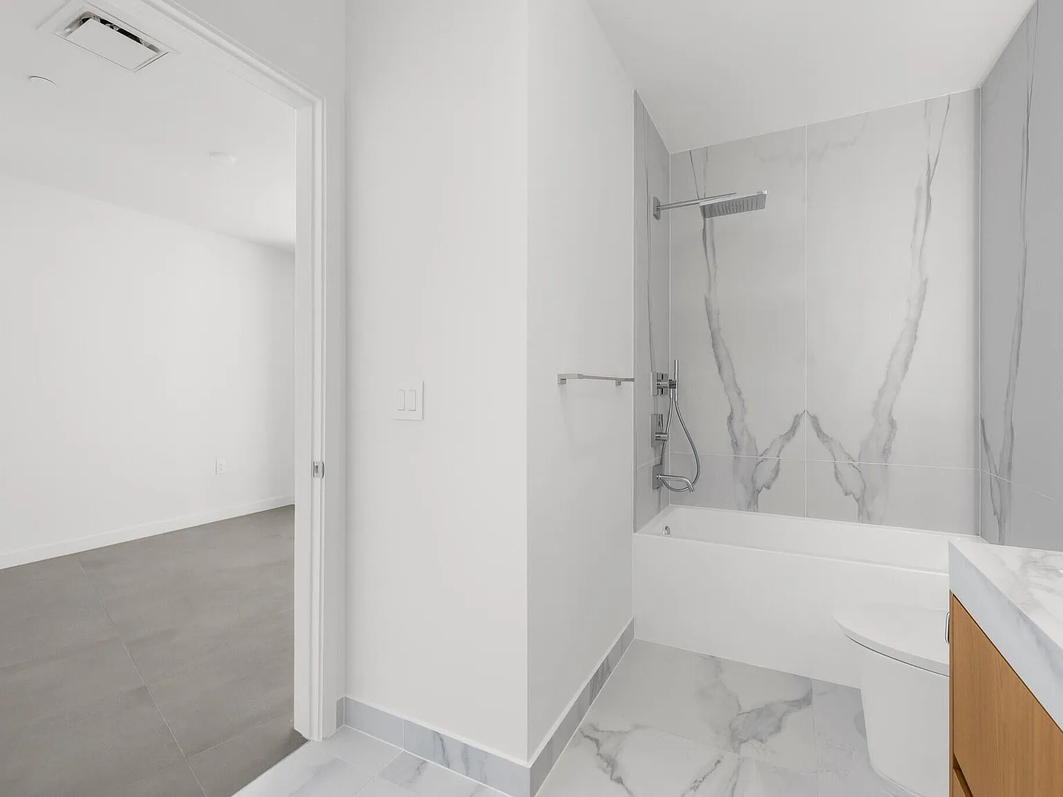 1 bed, 1.0 bath, 711 sqft, $5,200 — Photo 4