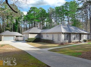 147 Graves Rd, Fayetteville, GA 30214