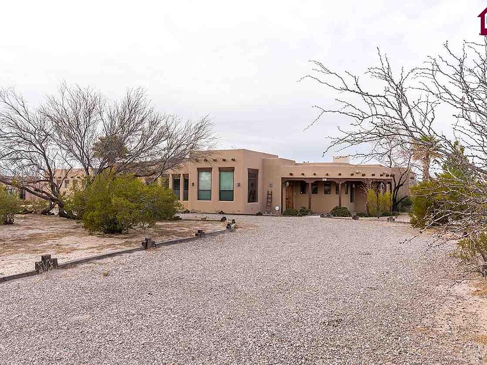 1st image of 4223 Superstition Dr