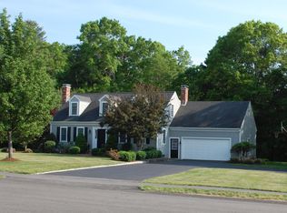 40 Maplewood Dr, Hanover, MA 02339