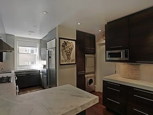 Sold by Corcoran | media 23