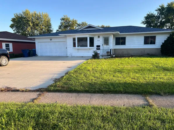 624 Easton Ave, Waterloo, IA 50702