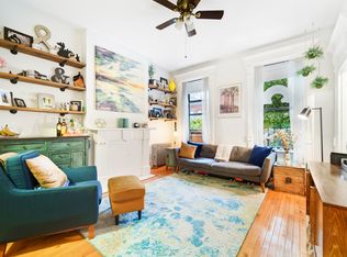 282 1st St APT 3, Brooklyn, NY 11215