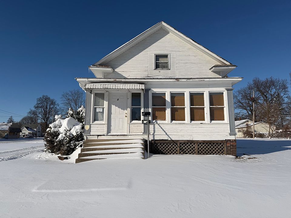 1st image of 4-2 Cronkhite Ave