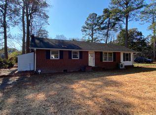 2117 Dixie Ln, Hayes, VA 23072