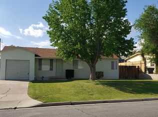 3100 Shelly Ln, Bakersfield, CA