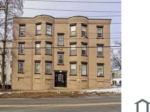 94 Prospect St #2R