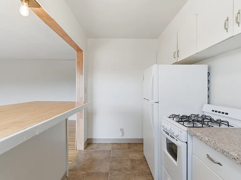 Welcome to Central Lakes of Uptown, where modern kitchens meet spacious living. Enjoy convenient appliances and an inviting layout perfect for entertaining. Don't miss your chance to call this place homeAaaschedule a tour today!