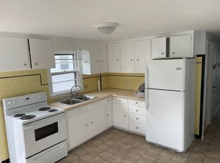 22 Philmont Ave, Cranston, RI 02910