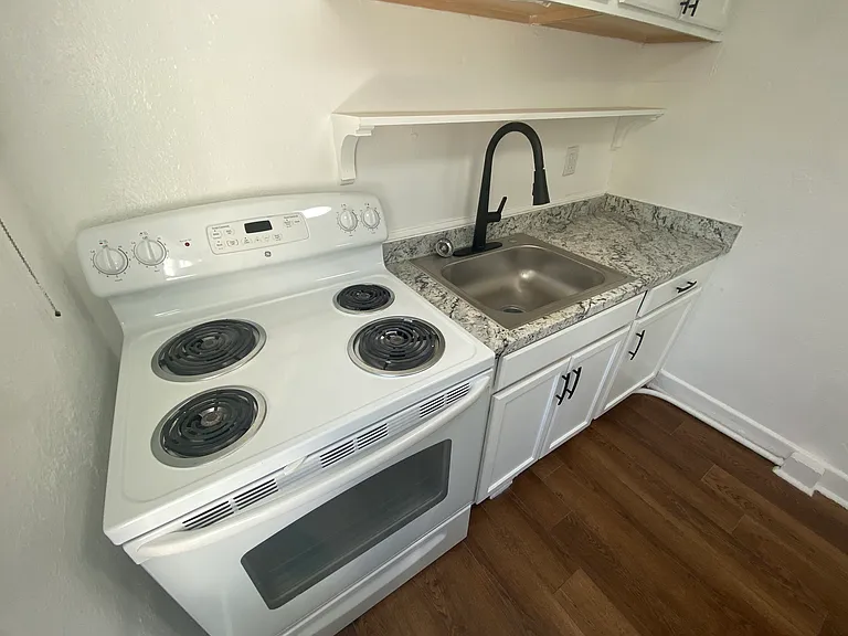 5209 Poston Ln #B — Photo 22
