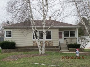 725 Charles St, Columbus, WI 53925