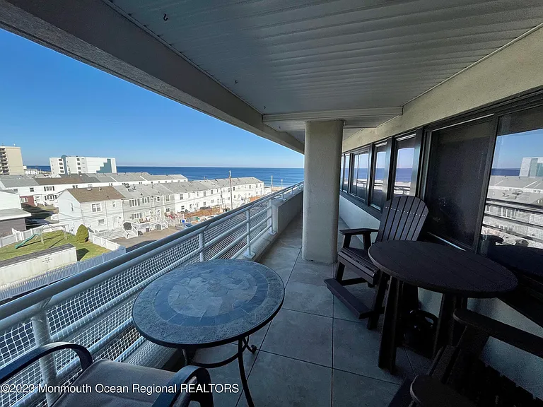 525 Ocean Blvd #405 — Photo 10