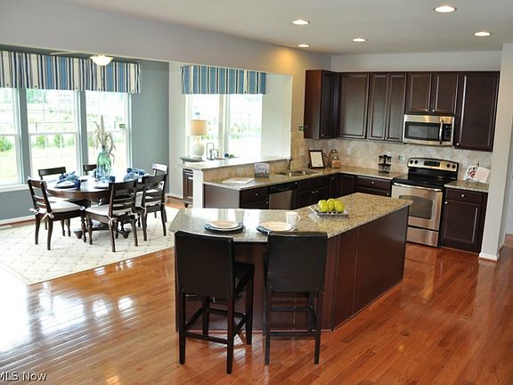 5th image of 4819 Perie Wood Dr