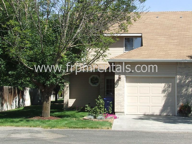 2552 S. Falling Brook Lane
