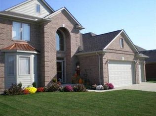51406 Silver Bell Dr, Macomb, MI