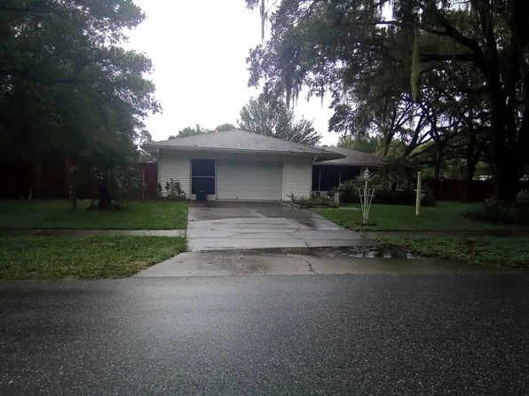2689 W Gardenia Dr, Citrus Springs, FL 34434
